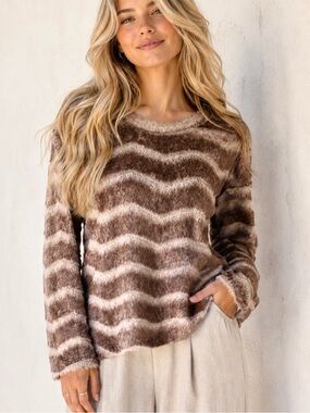 DYLAN Chevron Faux Fur Brown & Tan Vintage Drop Shoulder Pullover Size M